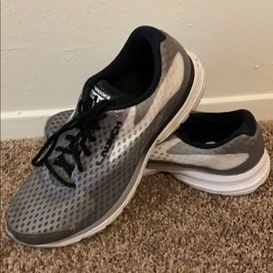 Brooks Launch 3 Running Shoes